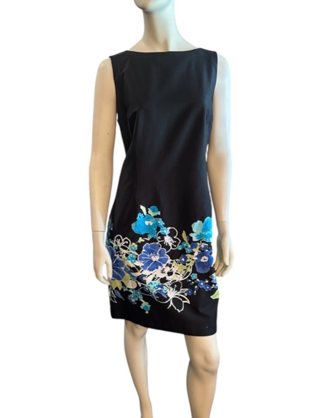 Sandra Darren Sleeveless Shift Dress Black with Floral Accent Size 16 EUC